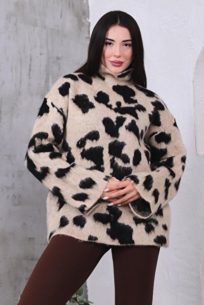 ZEYWEAR Turtleneck Leopard Sweater
