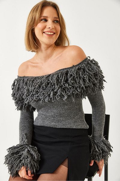 Bianco Lucci Pulover de damă cu mâneci și guler cu ciucuri cu guler Madonna 60261161