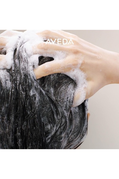 Aveda Scalp Solutions Yağdan Arındıran Ferahlatıcı Şampuan (1000ml)