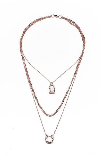 Modex Rose Color Lock Horseshoe Figured Triple Necklace