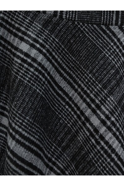 Modamorfo Square Patterned Zippered Cashew Skirt - Black