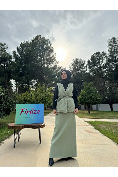 Firuze Kaşe yelek etek takım