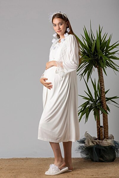 ByLohusa Effortt Ecru Maternity Nightgown Set with Dressing Gown