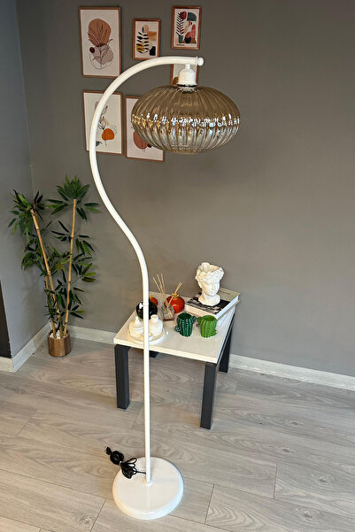 Bamyum Beyaz Gövde Bal Rengi Cam Lambader Modern Dekoratif Metal Oturma Odası Çalışma Odası Zemin Lambası