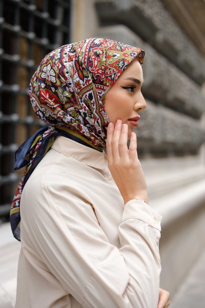 QASSA SHAL Ethnic Pattern Scarf