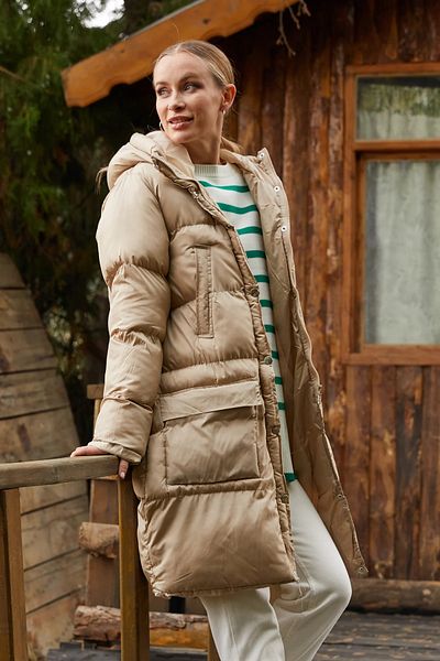 YGTBOUTIQUE Shiny Hooded Puffer Jacket