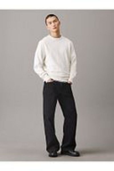 Calvin Klein White Regular Fit Long Sleeve Sweatshirt - Round Neck J30J 327115 -Ybi