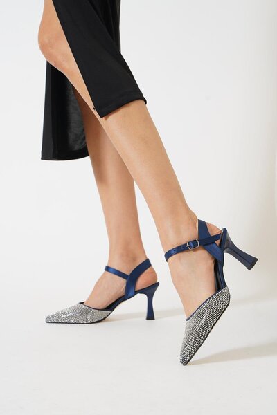 Moda Pie حذاء سهرة نسائي مفتوح من الخلف من Lolet مصنوع من الساتان باللون الأز...