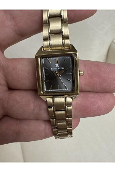 Daniel Klein Dkf.2315a Yeni Trend Gold Kasa Füme Kadranlı Versiyon Köşeli Kadın Kol Saati