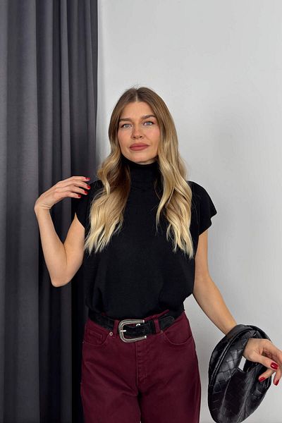 Sue Store Черна плетена блуза с поло яка и без ръкави