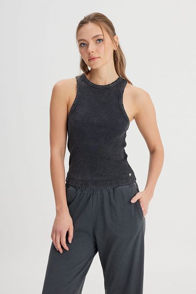 WRANGLER Slim Fit Slim Fit Crew Neck Black Women's Sling T-Shirt