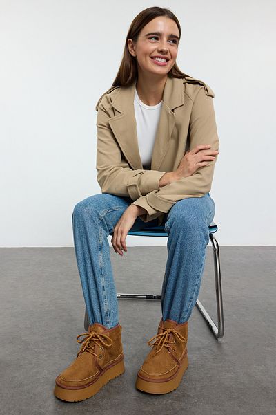 TRENDYOL SHOES Tan Suede Šněrovací Platforma Dámské boty s tlustým plochým dnem Takaw25Bo00062
