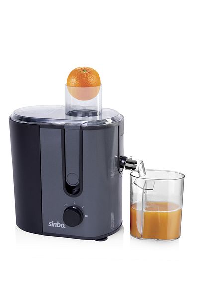 Sinbo SJ-3148 Solid Juicer - Comfortable Cutting