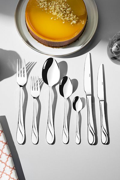 Nehir Sapphire Plain 12-Person 84 Piece Leather Boxed Cutlery Set