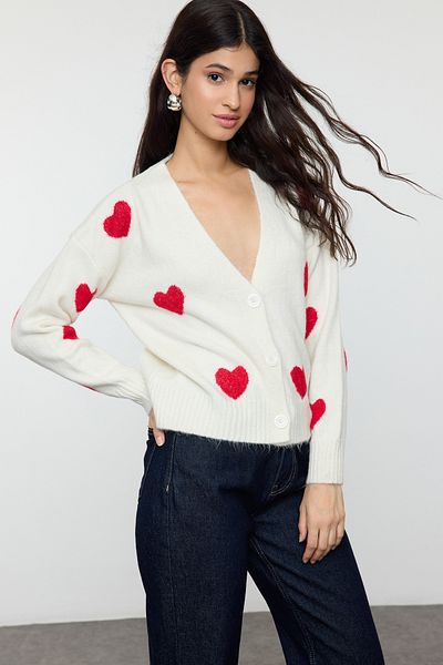 Trendyol Collection Ecru Heart Pattern V-Neck Sweater Cardigan Twoaw25Hi00373