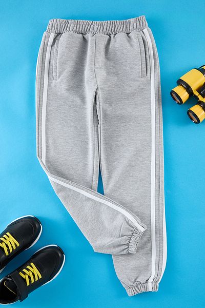 TRENDYOLKIDS Grey Boy Knitted Mini Me tepláky Tkdaw25Ea00017