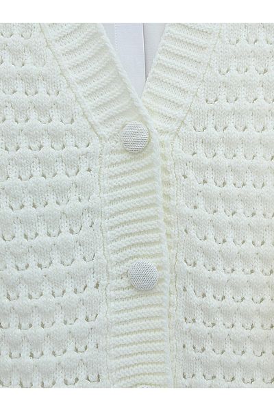 Modamorfo Cardigan din tricotaje ecru cu nasturi Araboy - împletit în relief