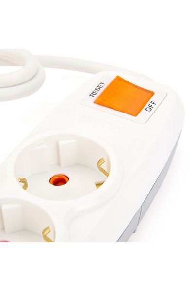 Nilson 6 Sockets with Current Protection - White - 1.5 m