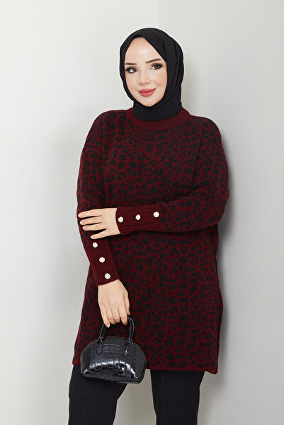 Pamuk Butik Women's Leopard Print Button Detailed Knitwear Sweater