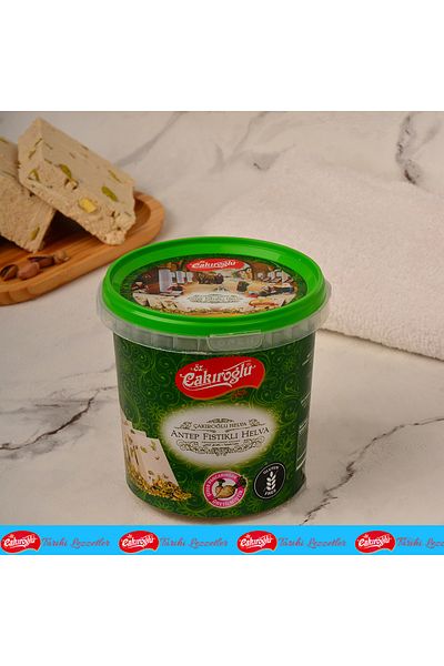 Öz Çakıroğlu 900 g Gluten Free Tahini Halva with Pistachios