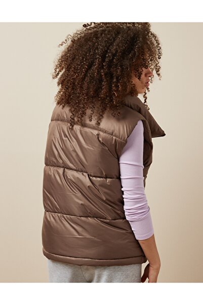 AMERICAN EAGLE AE Oversized Puffer Vest