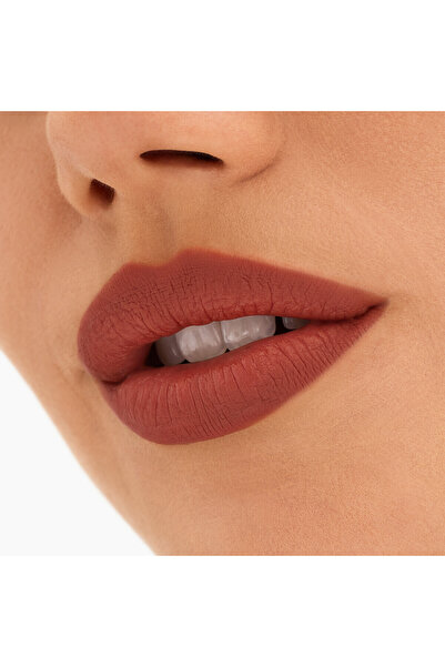 M.A.C Locked Kiss Meticulous Long-Lasting Liquid Matte Lipstick Offering Smooth Finish 4 ml