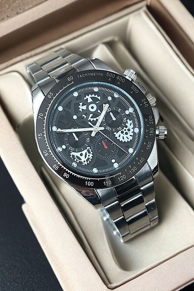 Güncel Vitrin Dignity Premium Silver Ipc Plated Men's Wrist Watch