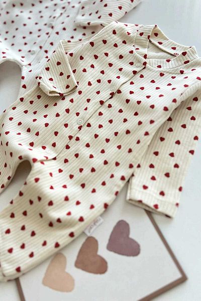 dinamik çocuk Small Heart Printed Stretchy Cotton Romper for Baby Girl - 1-3-6 Months