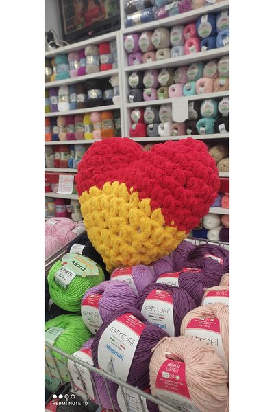 Kevser nur tuhafiye Puffy Heart Pillow