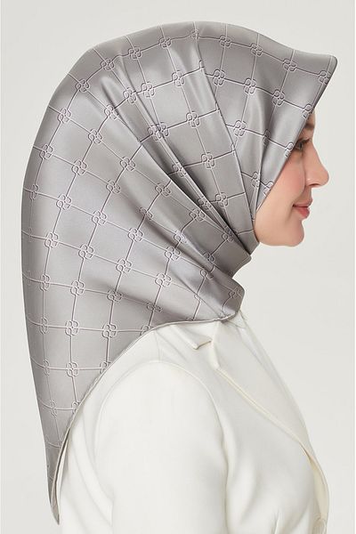 Armine Sura Saf Ipek Nostalji Eşarp