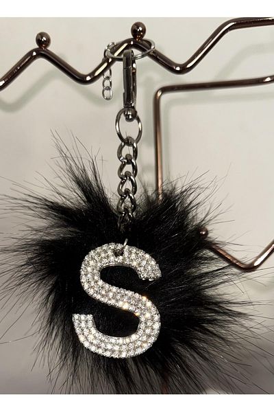 Arabasına Aşıklar Kulubü Black Feather Letter S Keychain
