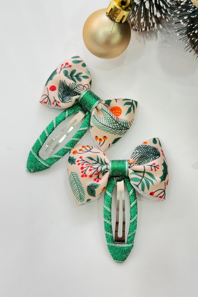 Eliya Clips Set of 2 Green Kokina Christmas Handmade Snap Buckles