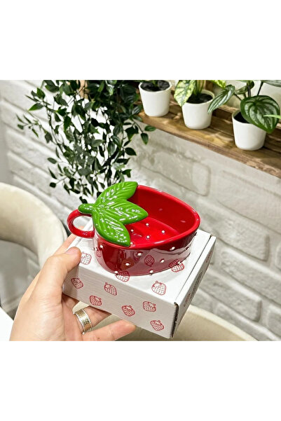 Ara Porselen Çilek Mug 1 Adet Özel Kutusunda Kabartma Detaylı, Söz, Nişan, Dü...