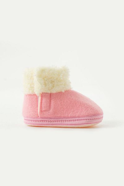 yummy kids Baby Velcro Throat Furry Non-Slip Sole Comfortable Slippers Booties