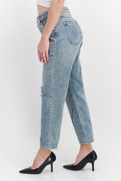 Jessica Simpson Women Regular Fit Rip Non-Stretchable Jeans, Blue