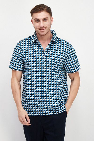 Vince Camuto Men Regular Fit All Over Print Short Sleeves Casual Shirt, Navy