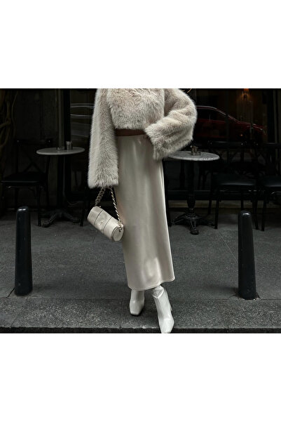 neslihansarıca bej saten etek , fermuarlı bej uzun çan etek