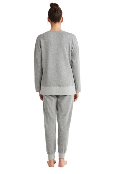 Catherine's CATHERİNES М'ЯКА ТКАНИНА З БАВОВНИ БІЛИЙ КОЛЬОРУ З ВИСОКИМ КОМИРОМ І ДОВГИМИ РУКАВАМИ ЖІНОЧИЙ ПІЖАМНИЙ КОМПЛЕКТ