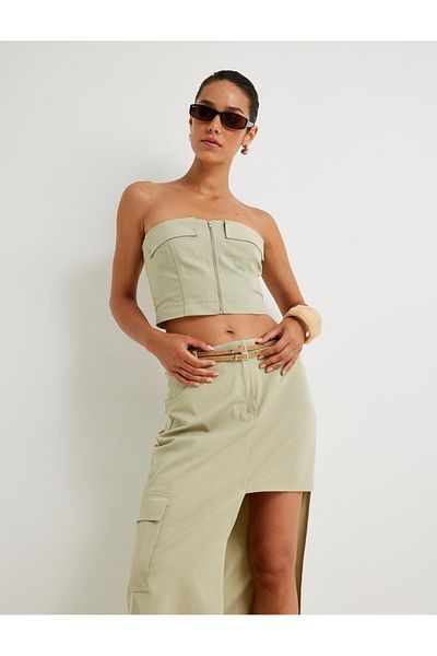 Koton Sima Tarkan Crop Strapless Slim Fit Bustier - Λεπτομέρεια δαπέδου με φερμουάρ 4SAK30196EW
