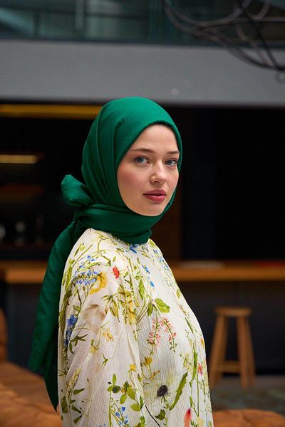 İpekhan Plain Pattern Voile Shawl Hunter Green Voile Silk Shawl - 9800-12