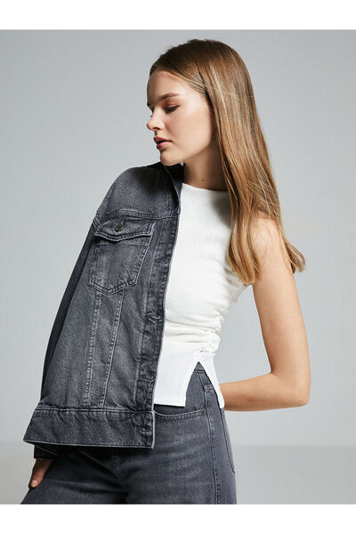 LC Waikiki Ecru Crew Neck Textured Women's Athlete