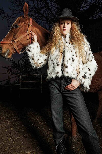 Hooopstore Limited Fur Look Jacket