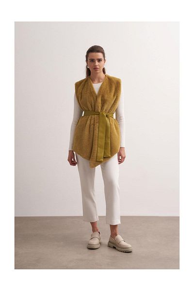 FUSHYA Asymmetrical Cut Plush Vest with Leather Belt