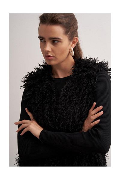 FUSHYA Curly Belted Plush Vest