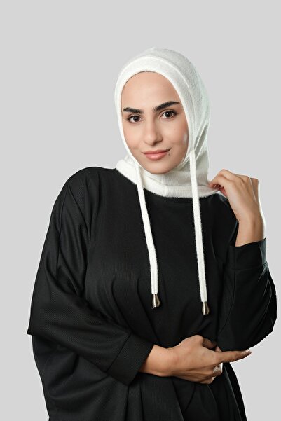 HÜRREMBONE SARAYDAN GELEN GÜZELLİK Krem Bağcıklı Peluş Balaklava Boyunluklu B...