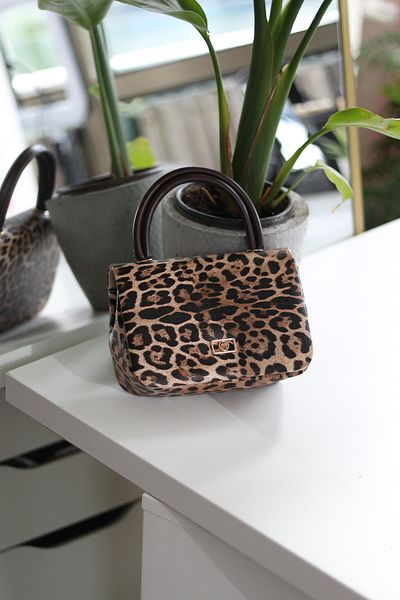 Moom Bag Geantă de umăr cu mâner din piele moale leopard pentru femei