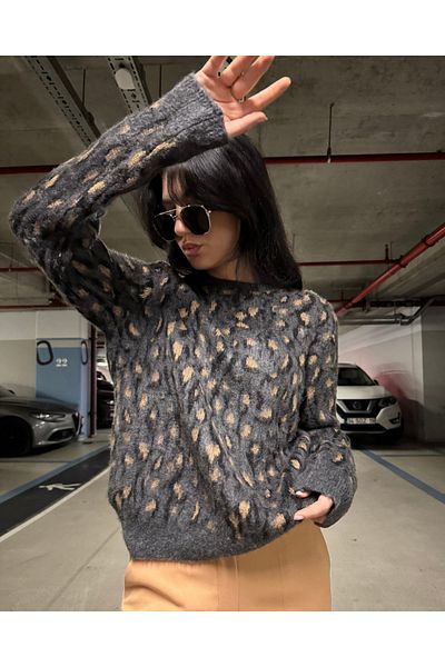 DEQ FASHION Leopard Pattern Crew Neck Soft Sweater