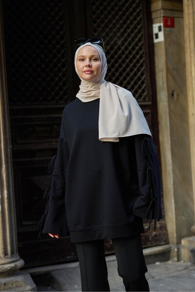 LOCCO Μαύρο τουνίκ - Γυναικείο μανίκι με λεπτομέρεια με δαντέλα