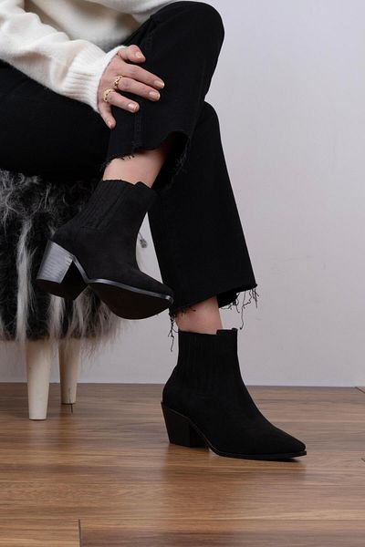 sovrana Black Suede Short Cowboy Boots