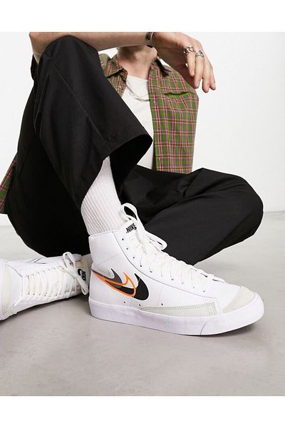 Nike Spormoon Blazer Mid '77-FN.77.88.100 - Συνιστάται στενή εφαρμογή μισού μεγέθους